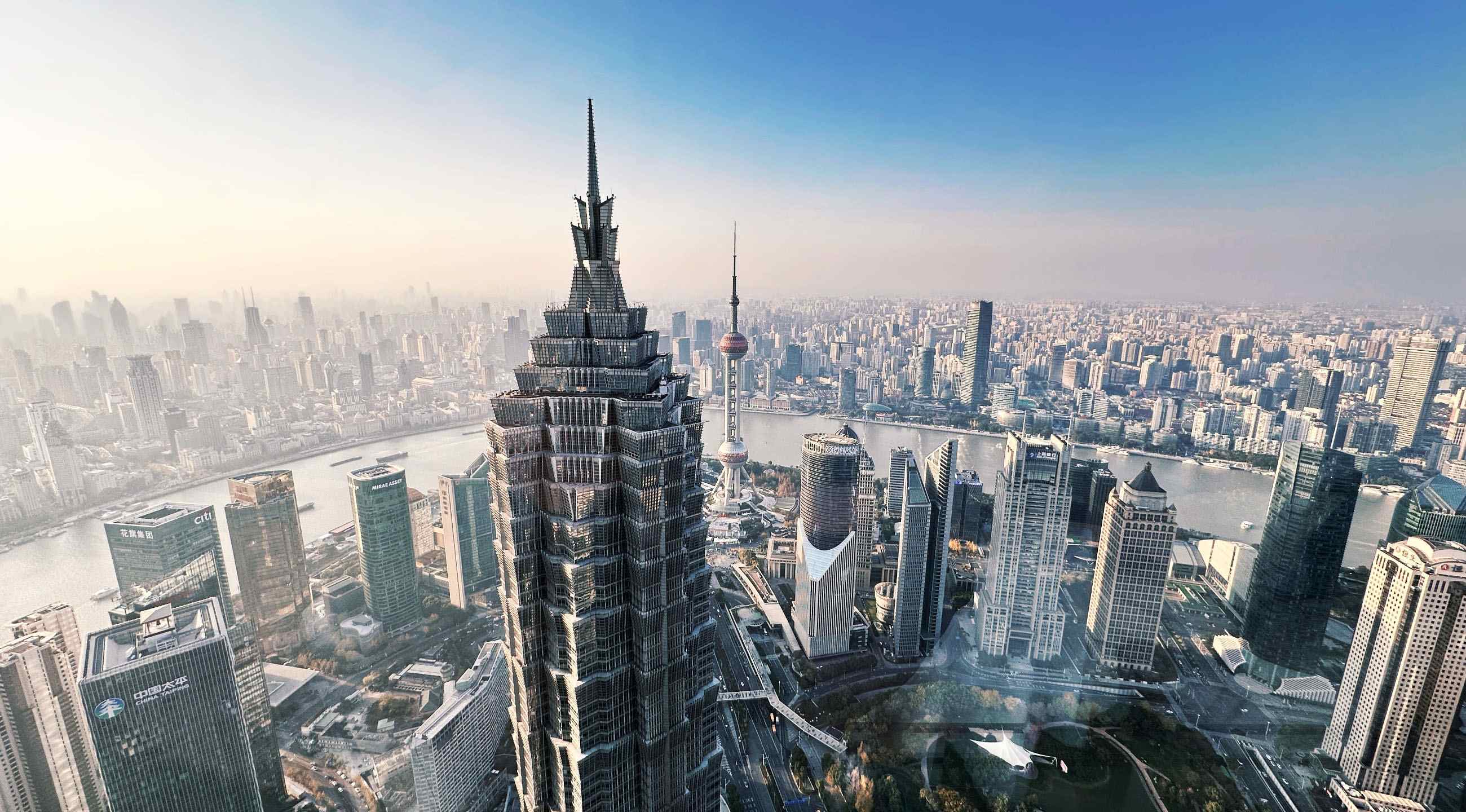 全球通达，本地卓越